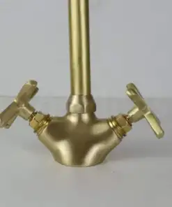 Single hole antique brass bathroom faucet with vintage design